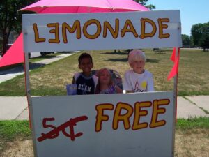 Freelance jobs for teens, lemonade stand